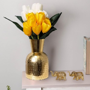Metal planter holder