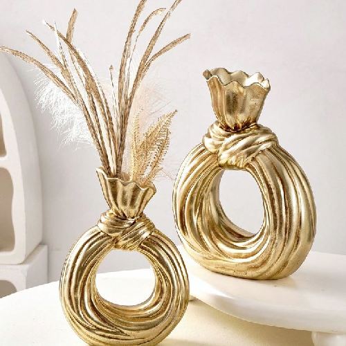 Metal flower vase - Image 5